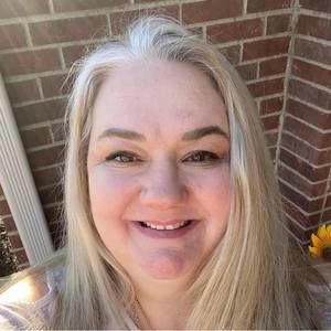 Meet your Posher, Kendra